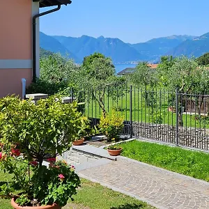 With Garden And Parking Appartement Bellagio