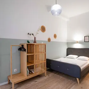 https://jade-apartment-in-downtown-budapest.inbudapesthotels.com